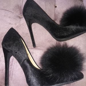 Black velvet heel with real fur pom
